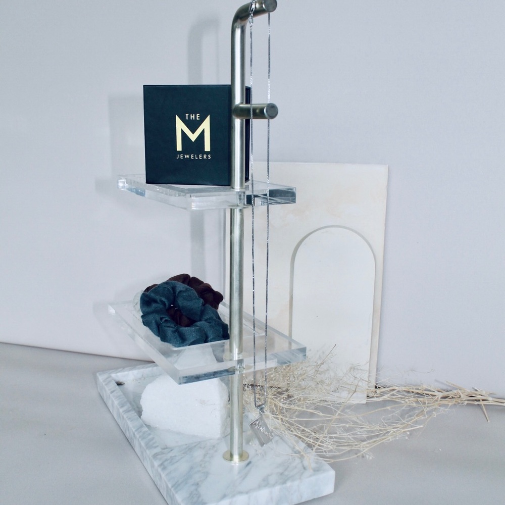 THE M JEWELERS The Metro Card Pendant Necklace
